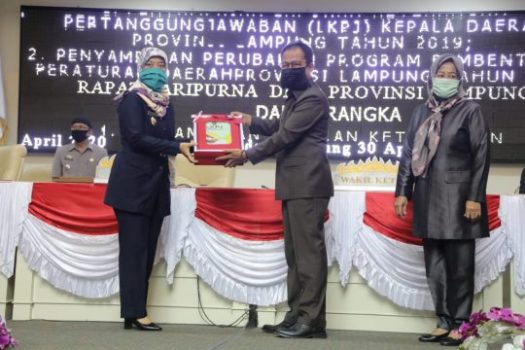 Antisipasi Covid-19, Wagub Lampung Sampaikan LKPJ 2019 Lewat ‘Video Conference’