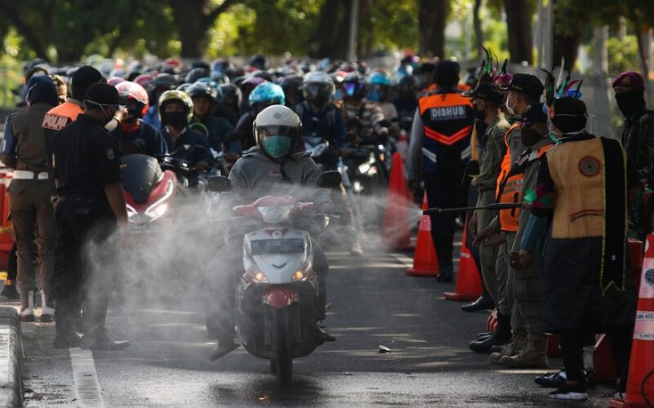 PSBB di Jatim: Surabaya, Sidoarjo, Gresik Berlakukan Jam Malam