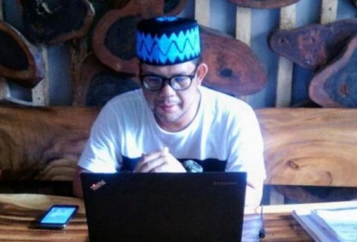 Pak Camat dan Sekilo Telur