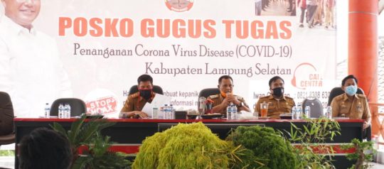 Nanang Ermanto Imbau Warga Lamsel Patuhi Anjuran Ulama untuk Beribadah di Rumah