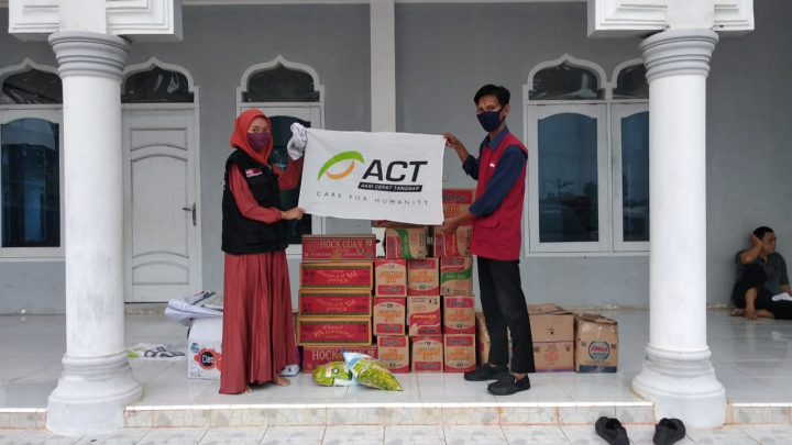 Dapur Umum Bersama ACT Lampung di Tulangbawang Mulai Layani Relawan dan Warga