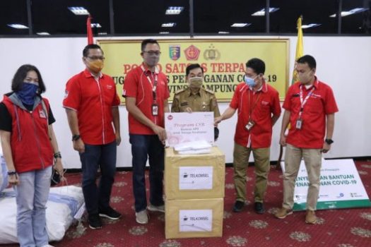 PT GGP, PT Telkomsel, dan PSDA Lampung Serahkan Bantuan APD