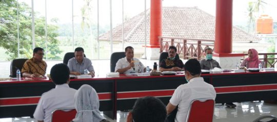 Pimpin Rakor Tim Gugus Tugas Percepatan Penanganan Covid-19, Nanang Minta Peran Serta Pelaku Usaha