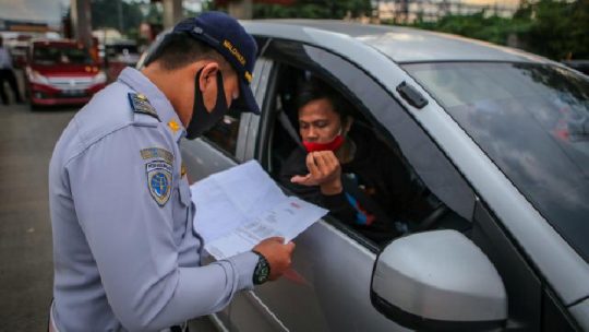 Ribuan Kendaraan Dipaksa Putar Balik karena Tidak Miliki SIKM