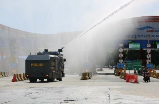 Gerakan Penyemprotan Serentak, Nanang Ajak Masyarakat Perangi Covid-19