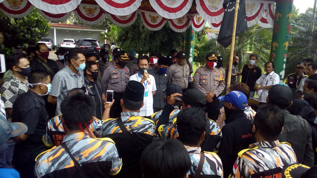 LSM GMBI Lampung Utara Demo Tolak RUU HIP