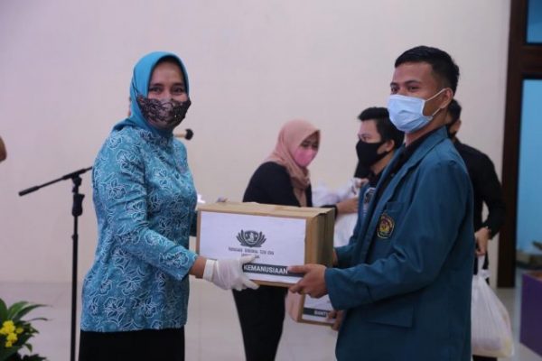 Covid-19, Ketua TP PKK Lampung Bantu Mahasiswa dan Warga Lampung di Perantauan