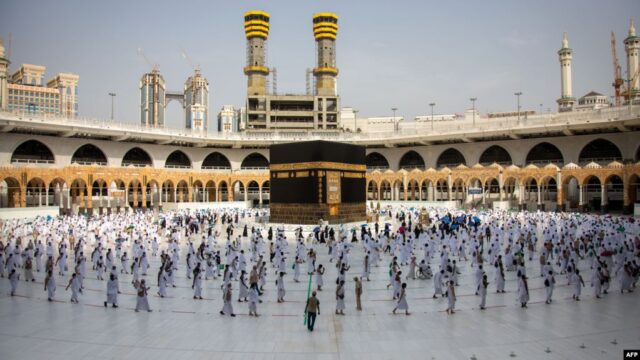 Raja Salman: Jemaah Haji Lebih Sedikit, Upaya Lebih Besar