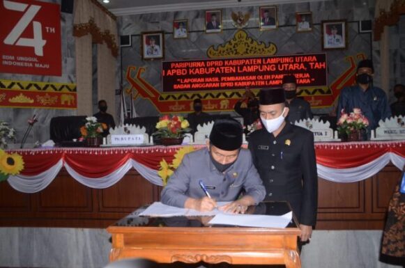 DPRD Lampura Sampaikan Tujuh Catatan tentang Pelaksanaan APBD 2019