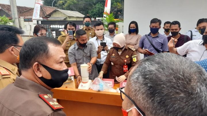 Kejari Lampung Selatan Musnahkan Barang Bukti Narkotika