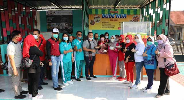 Taman Kuliner Rainbow 99 di Desa Jatimulyo Lamsel Diresmikan