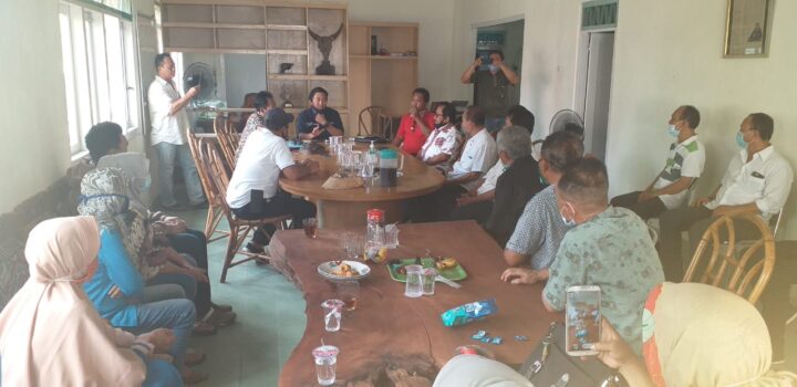 PT KAI Ancam Kriminalisasi, Warga Pasir Gintung Mengadu ke Anggota Komisi II DPR RI