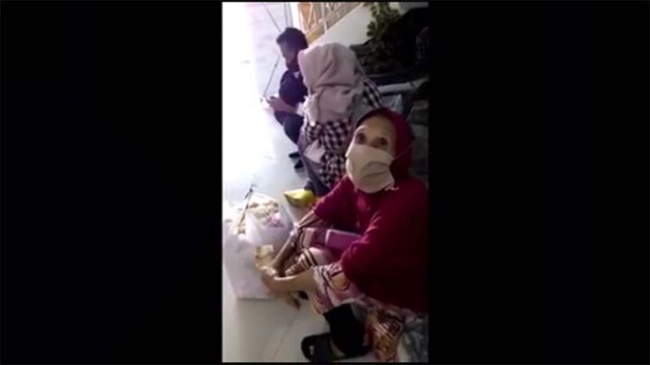 Demi Hidupi Keluarganya, Nenek Ini Harus Kerja Keras di Usia Senja