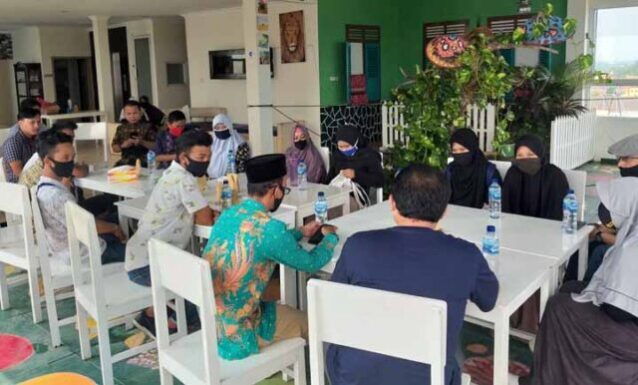 Ruang Cemara Luncurkan Kedaiku.com
