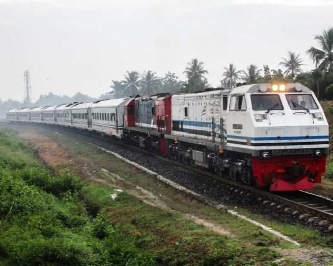 Waktu Perjalanan Kereta Api Makin Singkat, Ini Sebabnya