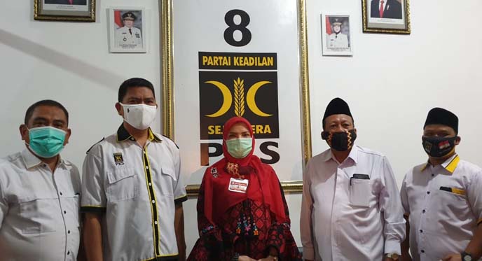 Pilwakot Bandarlampung: PKS Berlabuh ke Eva Dwiana – Dedi Amarullah