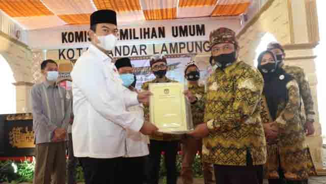 Pilkada Bandarlampung, Rycko Menoza-Johan Sulaiman Pertama Mendaftar di KPU