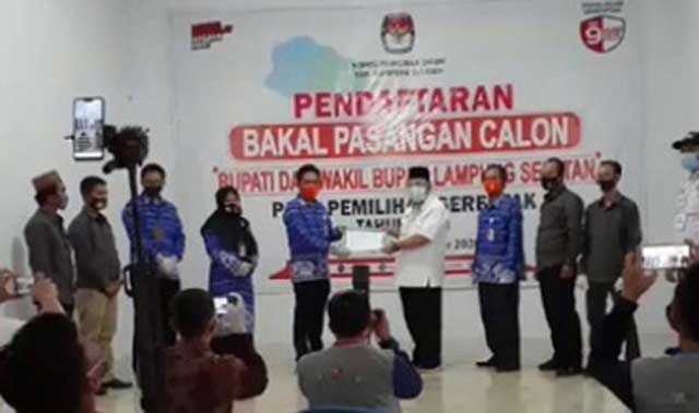 Pilkada Lamsel, Syarat Tony Eka Candra-Antoni Imam Lengkap