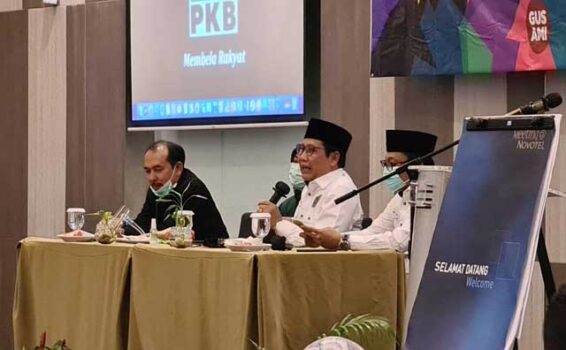 Di Sekolah Legislator PKB Lampung, Gus Halim Ingatkan Tujuan Utama Berpolitik