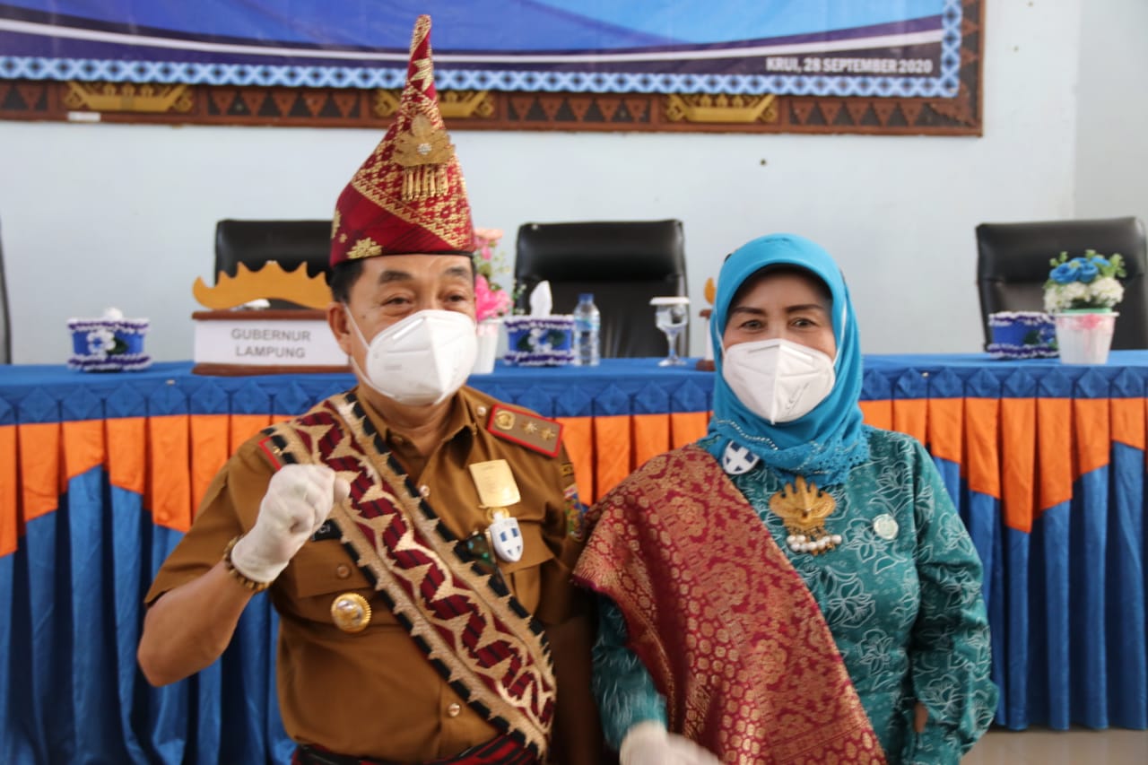Hari Ini Chrisna Putra Resmi Berkantor di Pemkab Pesisir Barat