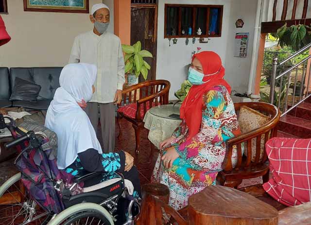 Eva Dwiana Silaturahmi dengan Tokoh Muhammadiyah Nurvaif Chaniago