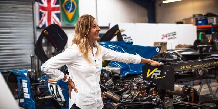Pebalap Transgender Catat Sejarah di Balap Mobil Nrburgring 24 Hours