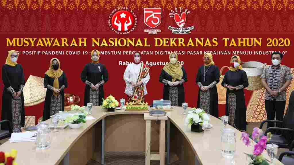 Riana Sari Ajak Masyarakat Bangga Gunakan Produk Kerajinan Lampung