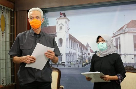 Ganjar Naikkan UMP Jateng 3,27 %, Ini Kata Pengamat dan Pengusaha