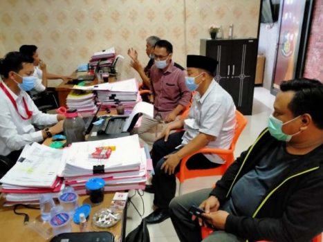 Herman HN Laporkan Kasus Foto “Bantuan Beras Pemkot” ke Polresta Bandarlampung