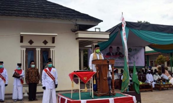 Kemenag Bandarlampung Gelar Upacara Peringatan Hari Santri Nasional di Batu Putu
