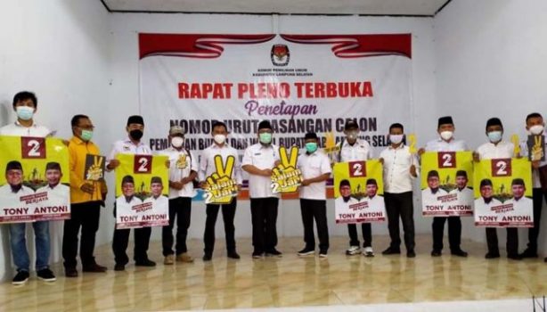KPU Lamsel Tetapkan Paslon Tony Eka Candra-Antoni Imam Nomor Urut 2