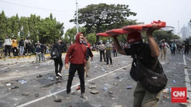 Bareskrim Polri Tangkap 7 Admin Medsos terkait Demo UU Cipta Kerja