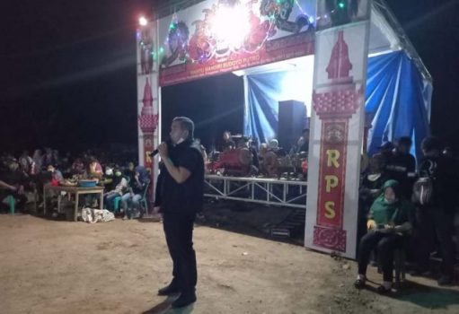 Dendi Siap Lanjutkan Pembangunan Jalan Aspal dan Jembatan di Desa Tresnomaju