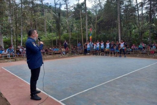 Dendi Ramadhona Resmikan Lapangan Sidodadi