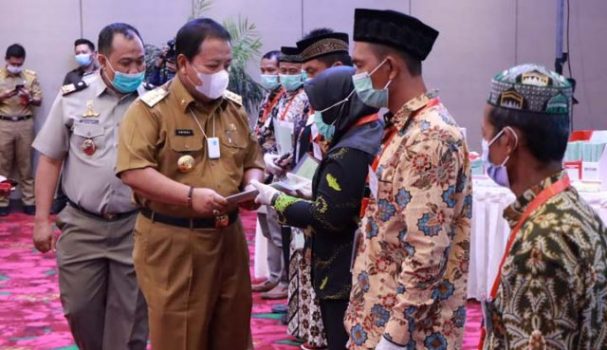 Warga Lampung Terima 50 Ribu Sertifikat Tanah