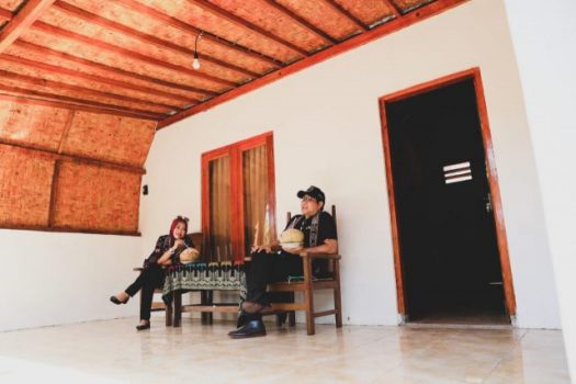Mendes PDTT Tinjau ‘Homestay’ yang Dikelola BUMDes di Lombok Tengah