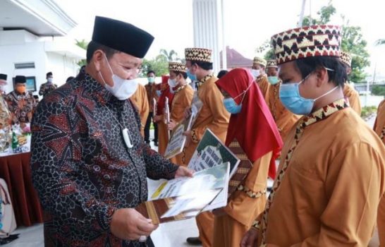 Juara MTQ Nasional Terima Uang Pembinaan dari Gubernur Lampung