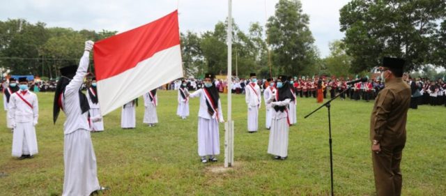 Sulpakar Pimpin Upacara Peringatan Hari Santri Nasional di Lamsel