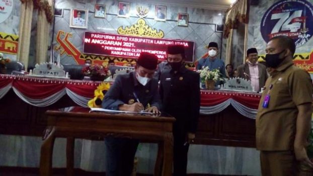 DPRD dan Pemkab Lampung Utara Sepakati 20 Raperda