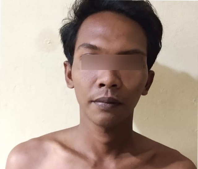 Tersangka perampasan kendaraan truk, Fahri Andrean (23), warga Dusun Jati Rahayu, Desa Kali Asin, Kecamatan Tanjung Bintang Lampung Selatan yang diamankan Polsek Tanjung Bintang. (Foto: Ist) 