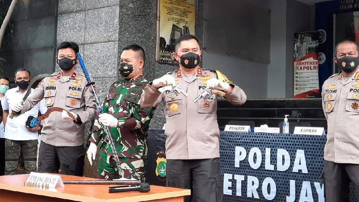 Enam Pendukung Rizieq Shihab Ditembak Mati, Ini Penjelasan Polisi