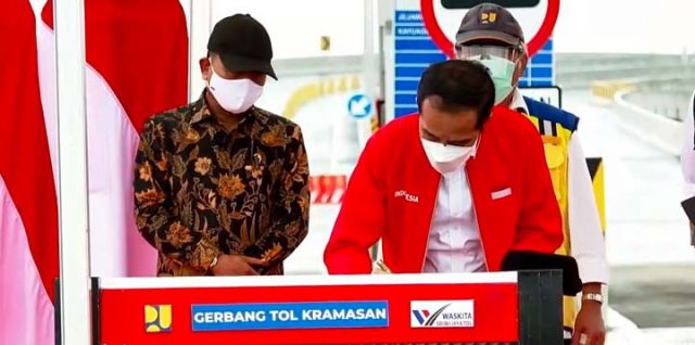 Presiden Jokowi Resmikan Jalan Tol Kayu Agung-Palembang