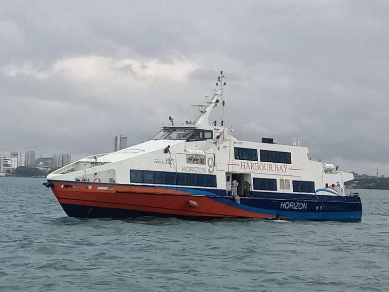 TNI AL dan Imigrasi Batam Gelar Razia Orang Asing di Perairan Selat Singapura