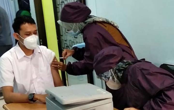 Hari Ini Puskesmas di Bandarlampung Mulai Lakukan Vaksinasi Covid-19