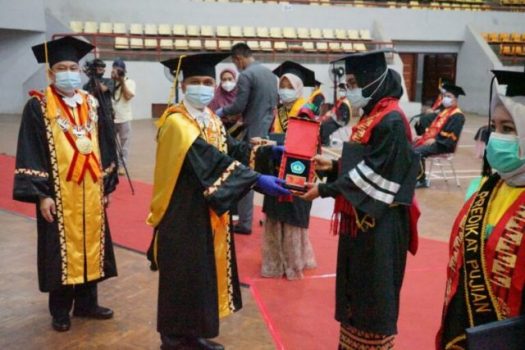 Unila Gelar Wisuda 743 Mahasiswa Secara Daring