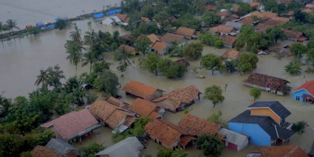 Menteri PUPR Pastikan Tanggul Jebol Sungai Citarum Sudah Mulai Diperbaiki