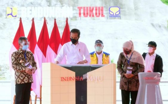 Resmikan Bendungan di Pacitan, Ini Harapan Presiden Jokowi