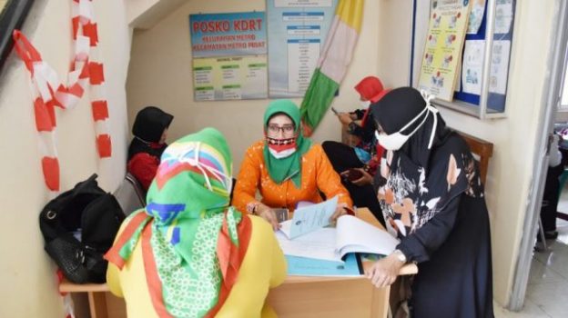 Tim Penilai Kesrak PKK Bangga Kencana Tinjau Lokus Metro Pusat