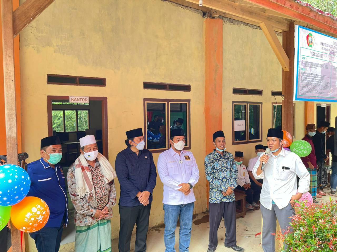 Reses di Desa Baru Ranji, Wahrul Resmikan Gedung Sekolah Islam Terpadu
