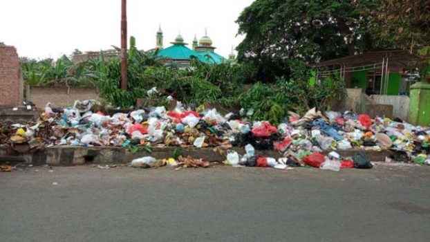 Pemandangan tak Sedap di Dekat Kantor Pemkab Lampung Utara